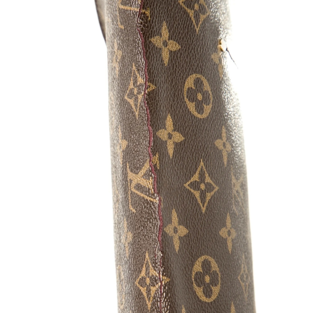 Louis Vuitton PM Favorite Monogram Shoulder Bag - Picture 3 of 16